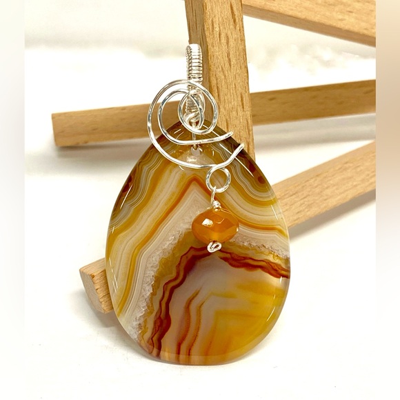 HANDMADE Stone Hand Wrapped Pendant - Picture 7 of 10